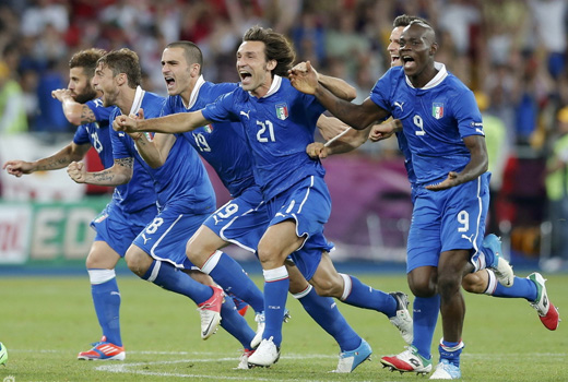 世界杯D组巡礼 意大利用团队足球赢胜利_中国