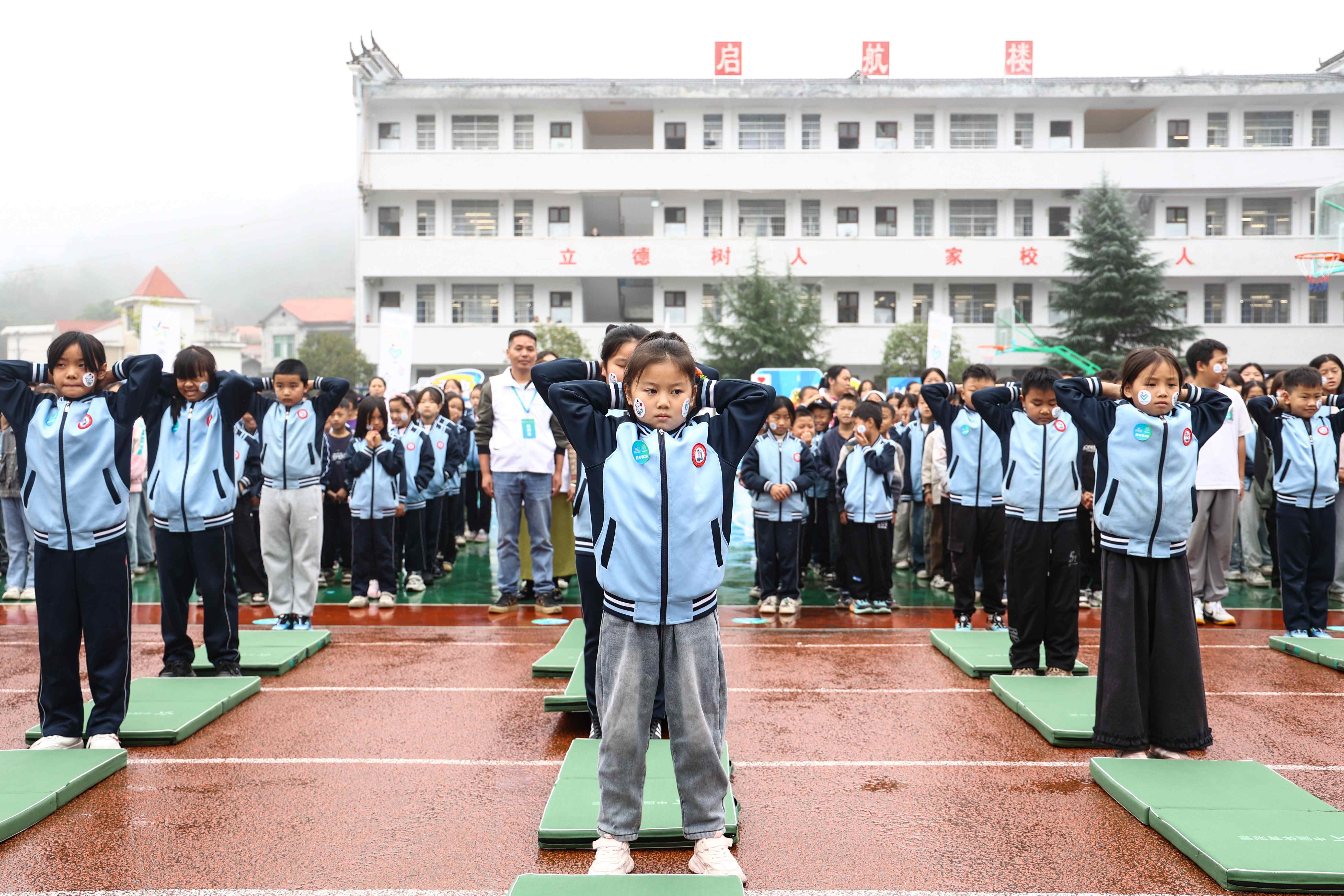 图片 2.jpg 图片 2.jpg