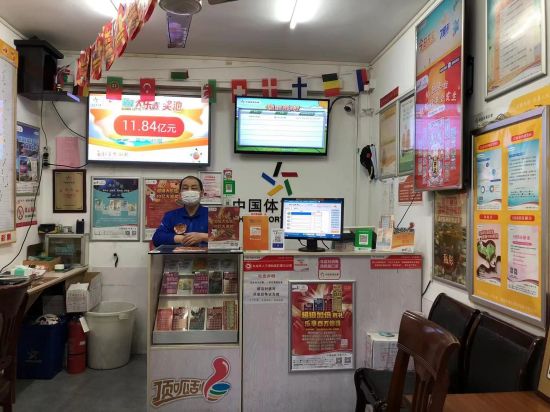 【大乐透15周年代销者说】浙江舟山69023体彩实体店何瑞刚 2.69亿元大奖背后的诚信故事