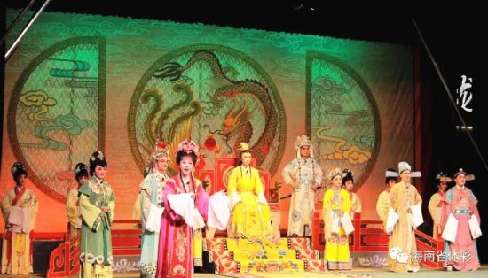 图1102：琼剧演出现场.jpg